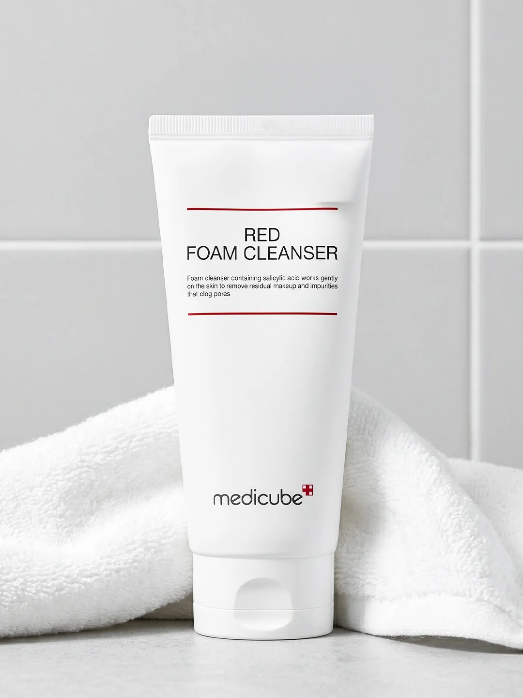 Medicube Red Foam Cleanser - Image 6