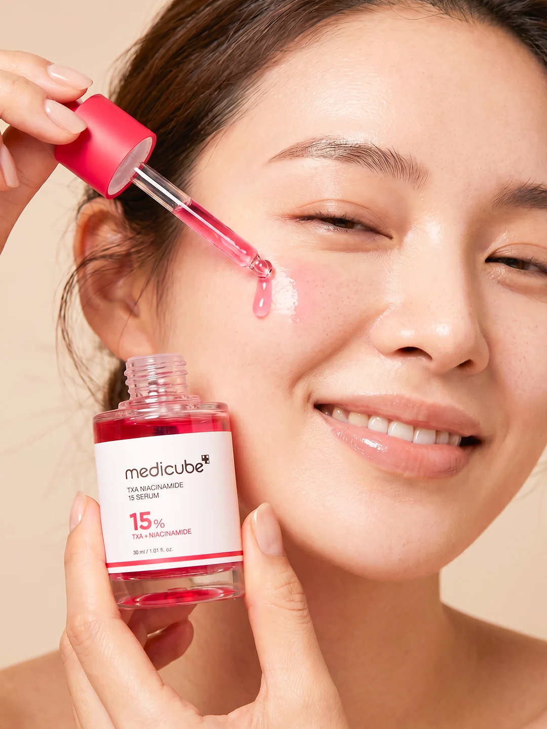 Medicube Red Glossy TXA Niacinamide 15 Serum 30 ML - Image 6