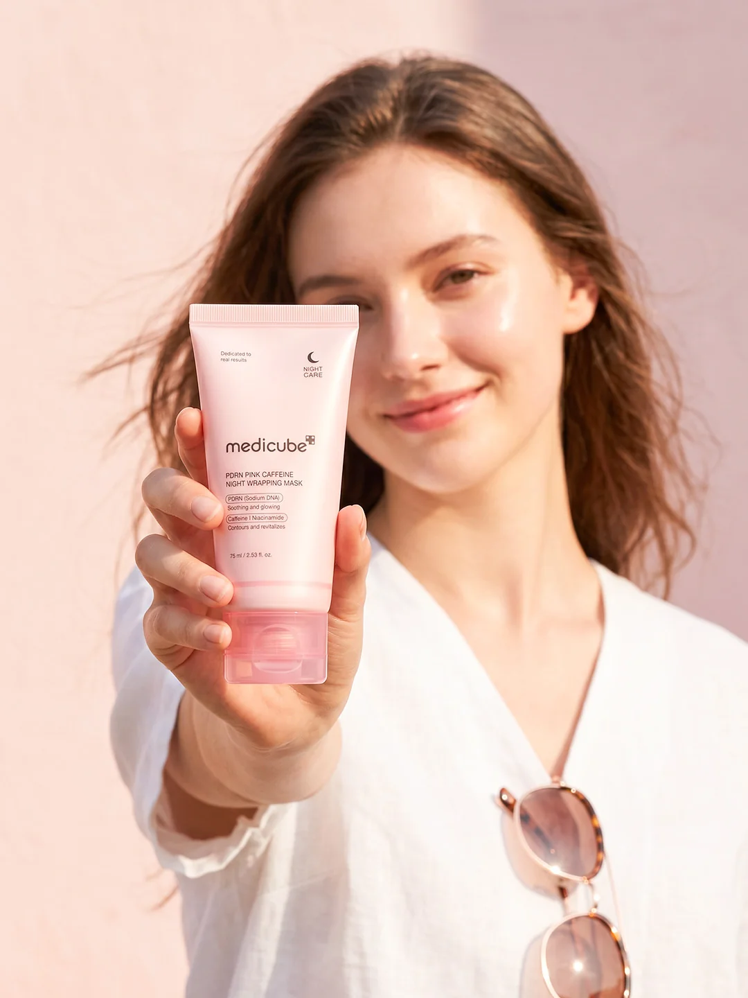 Medicube PDRN Pink Caffeine Night Wrapping Mask 75 ML - Image 5